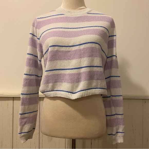 Colsie Women’s Medium Cropped Stripped Sweater - Picture 1 of 11